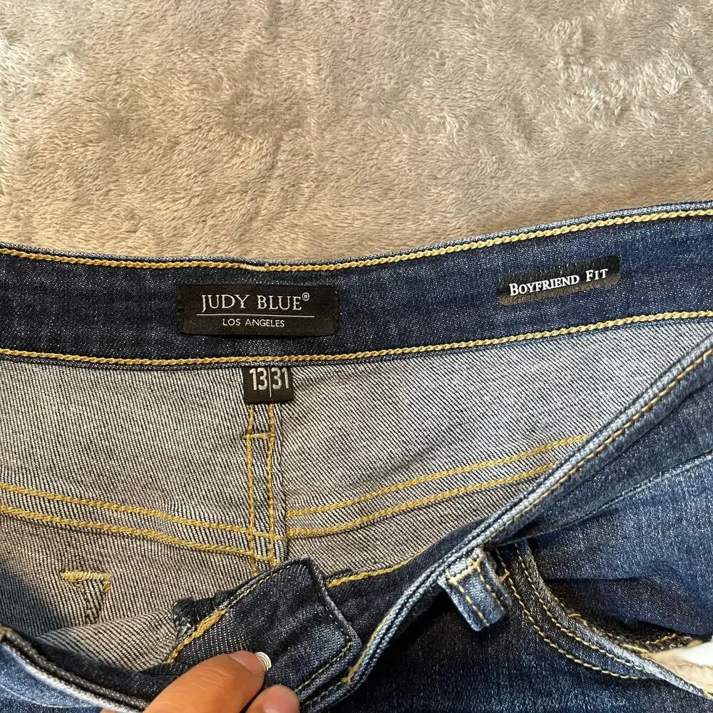 Judy Blue High Waisted Boyfriend Fit Distressed Denim Blue Jeans Women's‎